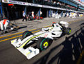 Пилоты Brawn GP забрали первую линию стартового поля Гран-при Австралии