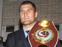 Российский боксер Ковалев уверенно защитил чемпионские титулы Российский боксер Ковалев уверенно защитил чемпионские титулы
