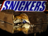      ,  8      Snickers     