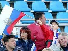 Болельщики сборной России на трибунах стадиона. Фото ИА "Стадион" Болельщики сборной России на трибунах стадиона. Фото ИА "Стадион"