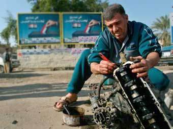 Житель Ирака за работой, фото Reuters  
