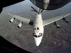 Самолет-разведчик WC-135W. Фото с официального сайта ВВС США