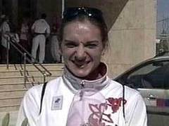 Елена Исинбаева на Олимпийских Играх в Афинах. Кадр телеканала Россия, архив Елена Исинбаева на Олимпийских Играх в Афинах. Кадр телеканала Россия, архив