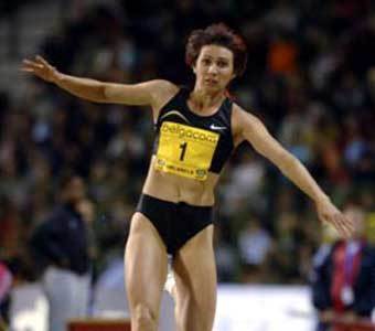 Татьяна Лебедева делает победный прыжок в Брюсселе. Фото с официального сайта соревнований