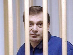 Михаил Трепашкин, кадр НТВ из зала суда, архив Михаил Трепашкин, кадр НТВ из зала суда, архив