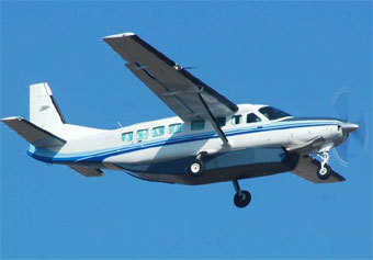 Cessna 208.    www.air-and-space.com