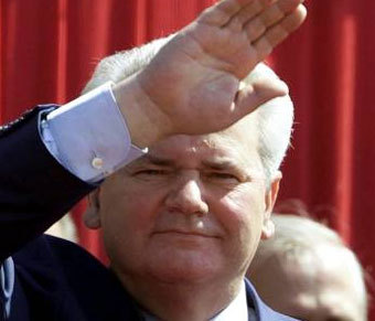 Слободан Милошевич. Архивное фото Reuters