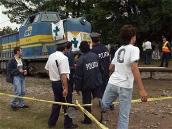 Локомотив, ставший причиной трагедии в Уругвае. Фото AFP