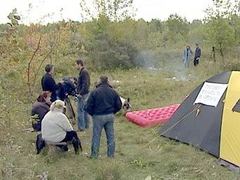 Акция протеста родителей красноярских школьников. Фото с сайта sibnovosti.ru Акция протеста родителей красноярских школьников. Фото с сайта sibnovosti.ru