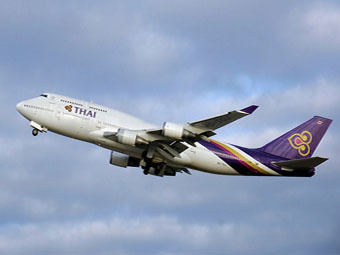  747-400  .    wikimedia.org