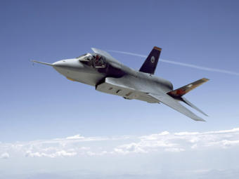  F-35.    Defenseindustrydaily.com 