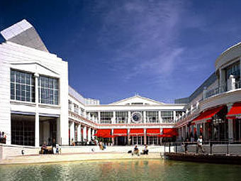   Bluewater.    greenwichmeantime.com