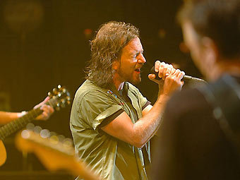 Pearl Jam.    pearljam.com