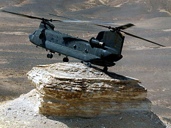 CH-47.    chinook-helicopter.com
