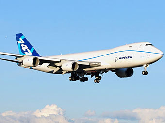 Boeing 747-8.   moonm   Flickr