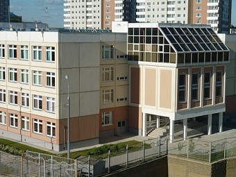 Школа 1376. Фото сервиса "Яндекс-карты"