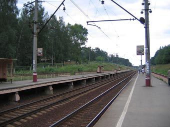 Станция "Поваровка". Фото пользователя Andrey Volykhov с сайта wikipedia.org