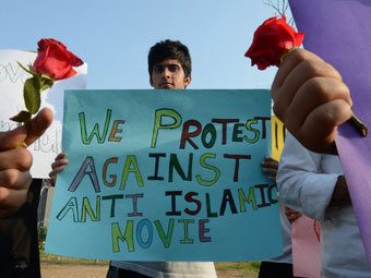 Акция протеста против "Невинности мусульман". Фото ©AFP