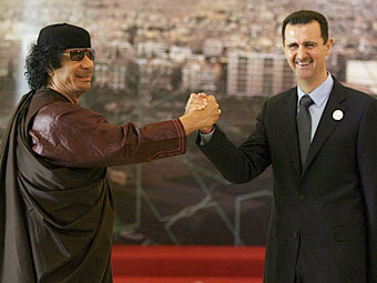 Муаммар Каддафи и Башар Асад, 2008 год. Архивное фото ©AFP