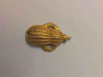Золотое украшение, обнаруженное у задержанного в Швеции подозреваемого. Фото из Flickr oslopolitiet