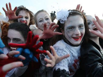 В канун празднования Хэллоуина в России. Фото 2011 года РИА Новости, Ольга Мальцева