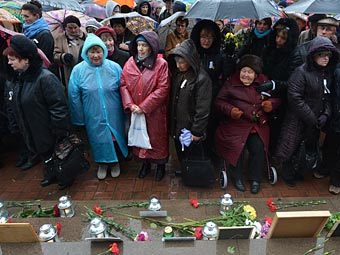 Акция памяти на Дубровке, 26 октября 2012 года. Фото РИА Новости, Илья Питалев