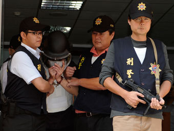 Тайваньские полицейские. Архивное фото Reuters