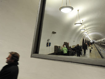 На станции метро "Площадь Революции". Фото РИА Новости, Кирилл Каллиников