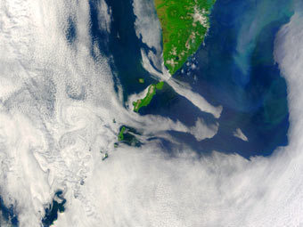Курильские острова. Спутниковый снимок NASA