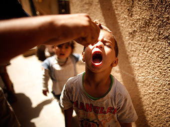 Прививка от полиомиелита. Фото Reuters