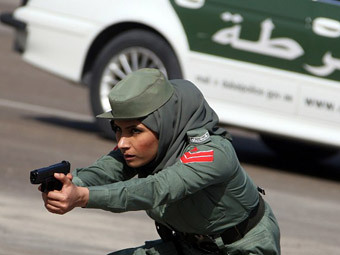 Полицейский ОАЭ. Фото: Karim Sahib / ©AFP