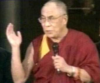 Далай-лама во время визита в США. Кадр НТВ, архив