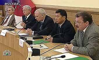 Министры Правительства Москвы на заседании, кадр НТВ, архив