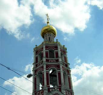 Колокольня Высокопетровского монастыря на Петровке. Фото с сайта remus.ice.ru