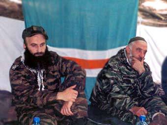 Шамиль Басаев и Аслан Масхадов, фото с сайта Минобороны РФ