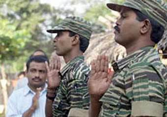 Боевики "Тигры обсвобождения Тамил Илама", фото с сайта islamonline.net