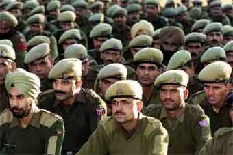 Индийские солдаты. Фото Reuters