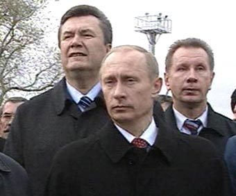 Владимир Путин и Виктор Янукович. Кадр НТВ