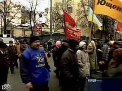 Сторонники Ющенко на митинге в Киеве, кадр НТВ