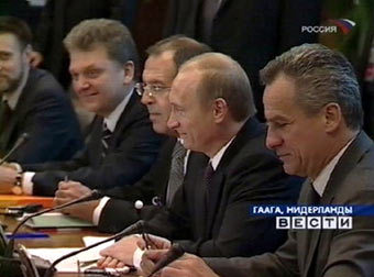 Владимир Путин на пресс-конференции. Кадр телеканала ''Россия''