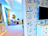      Radisson Royal    ""
