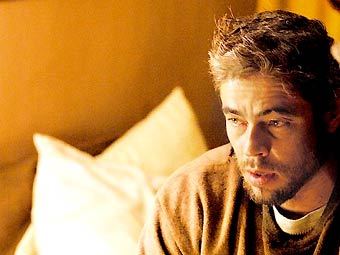      .    beniciodeltoro.com 