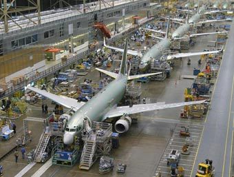  Boeing 737.     Boeing