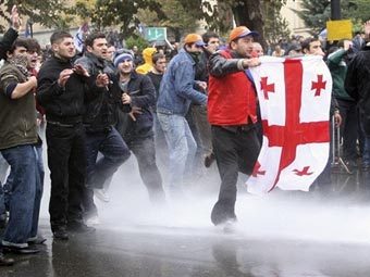      7 .  AFP