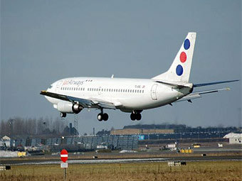   Jat Airways.    flyspot.dk