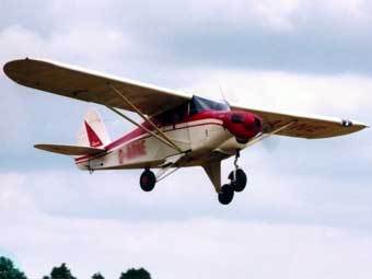  Piper PA-22.   : futurshox.net
