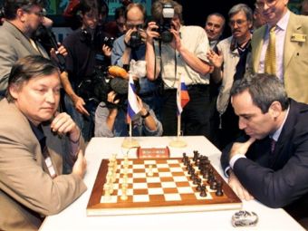   ()     1999 .  ©AFP