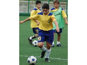  .    fcbanants.com